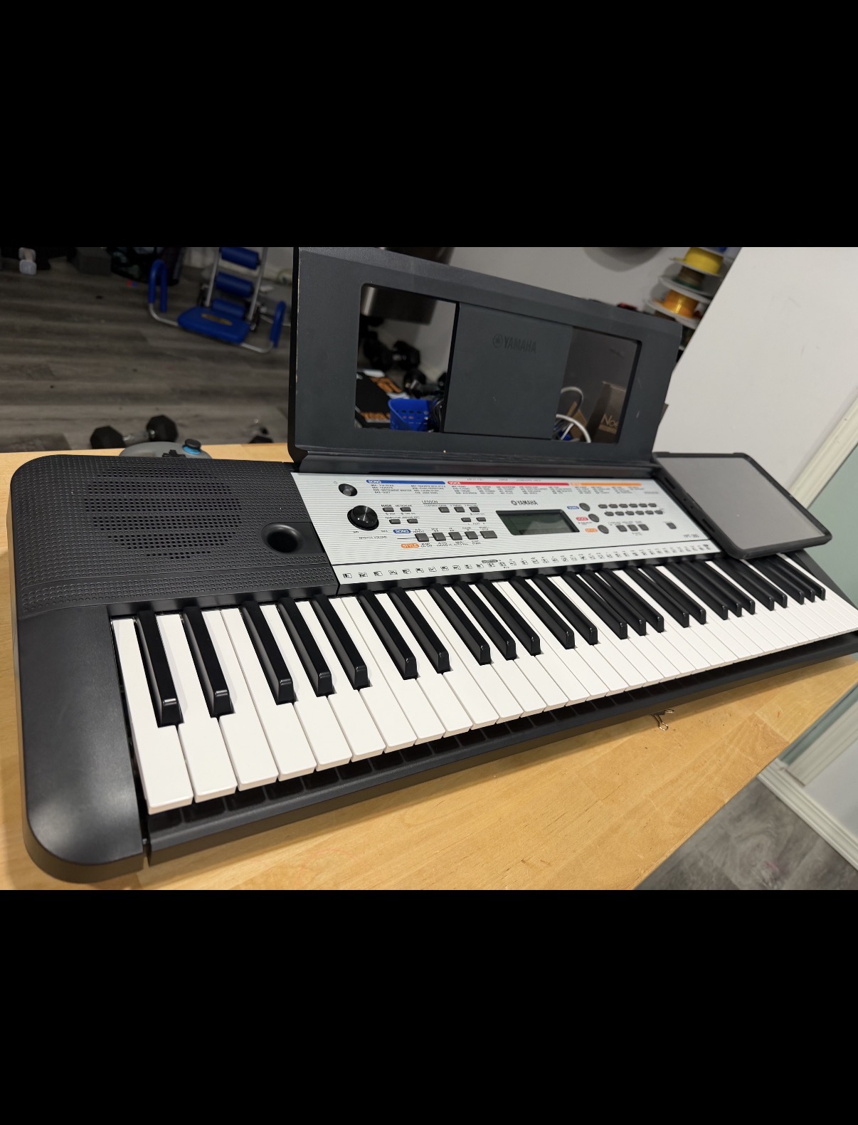 Yamaha Portatone Electronic Keyboard